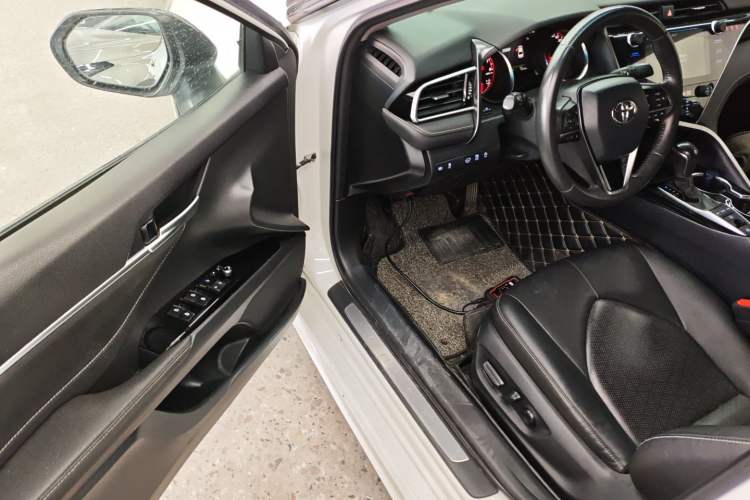 Used Toyota Camry 2019 Revised Version 2.5S Fēngshàng Edition
