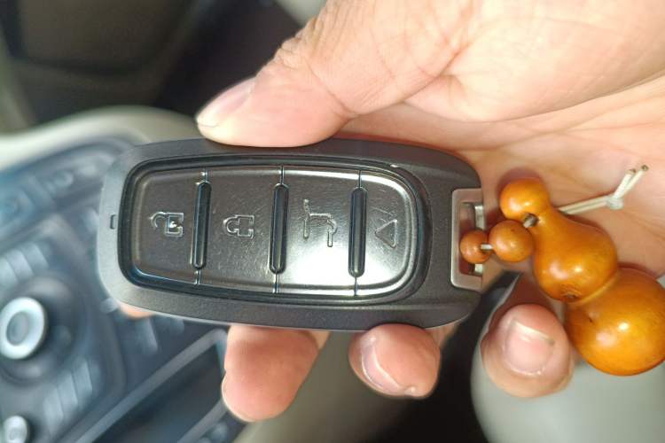 Used Buick GL8 2015 2.4L Luxury Business Premium Edition Vehicle Key