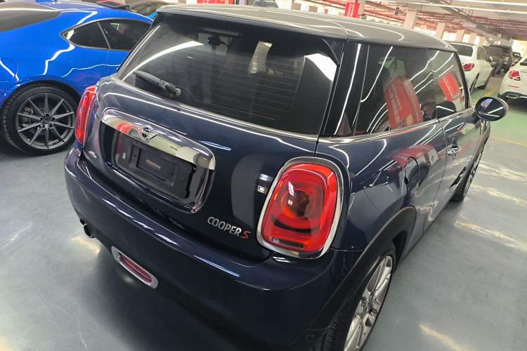 Used MINI MINI 2016 1.5T COOPER SEVEN

