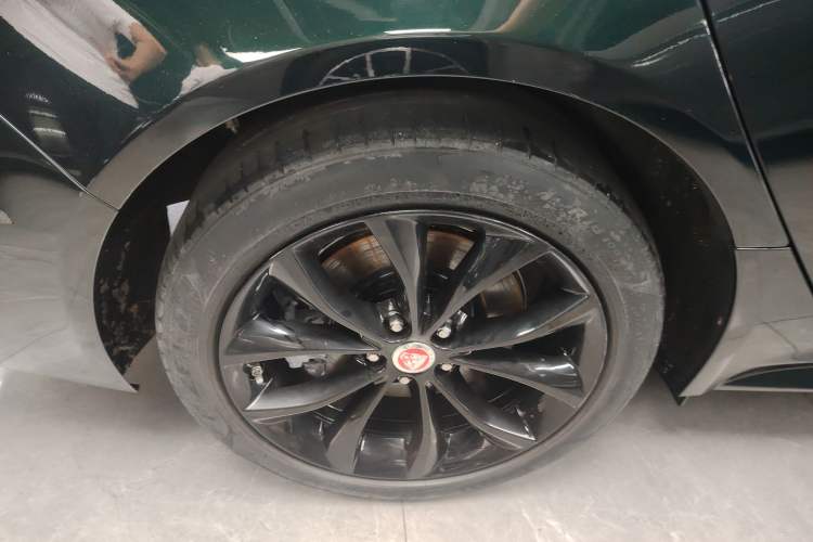 Used Jaguar XFL 2021 XFL 2.0T P250 All-Wheel-Drive Shimmering Black Sport Edition