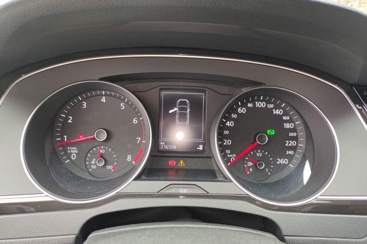 Used Volkswagen Magotan 2018 Facelift 330TSI DSG Luxury Model Instrument Cluster