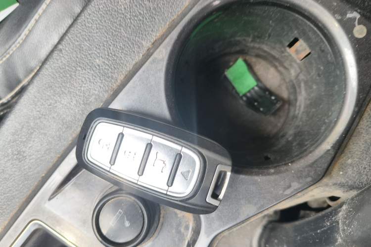 Used JMC Yuhu 7 2020 2.0T Diesel Manual Two-Wheel Drive Comfort Edition Short Wheelbase China VI Standard JX4D20A6L Vehicle Key