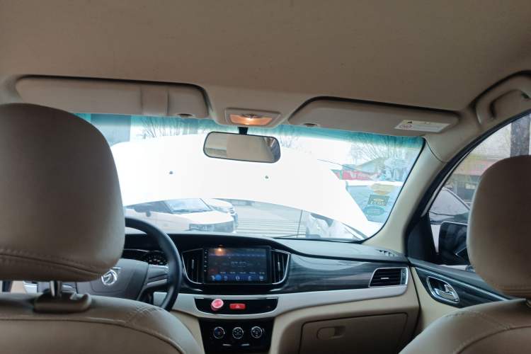 Used Baojun 730 2016 1.5L Manual Comfort Version 7 Seats China V Emission Standard