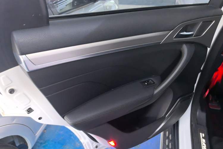 Used Haval H7 2017 Red-Label H7 2.0T Automatic Prestige Model