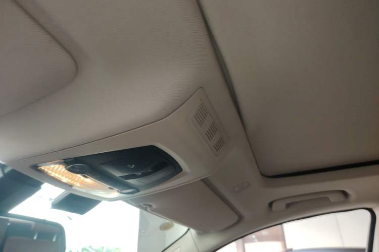 Used BMW 5 Series GT 2014 528i Leading Model
