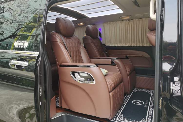 Used Mercedes-Benz Vito 2020 2.0T Elite Version 7 Seats
