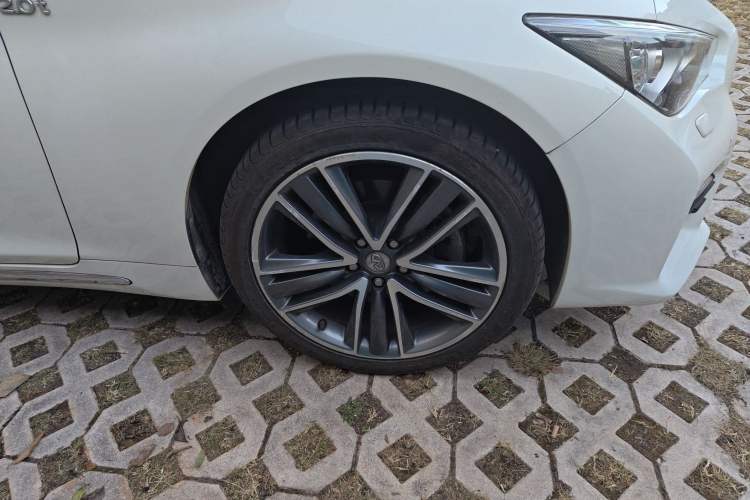 Used Infiniti Q50L 2015 2.0T Luxury Sport Edition
