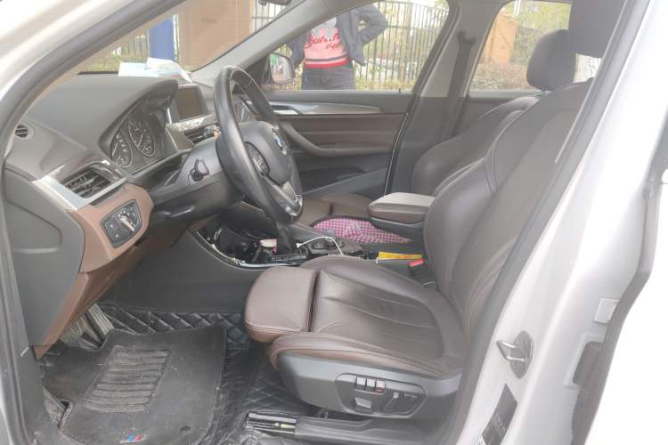 Used BMW X1 2018 sDrive18Li Luxury Model