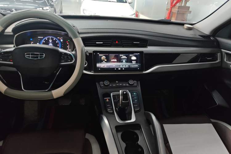 Used Geely Auto Emgrand X7 Sport 2022 1.8TD DCT Zhiya Trim Audio And AC Panel