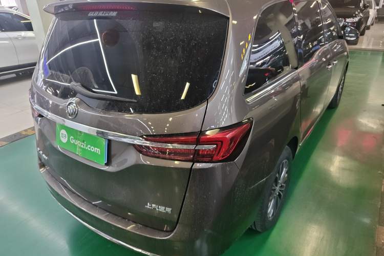 Used Buick GL8 2021 Land Cruiser Executive Class 652T Luxury Model