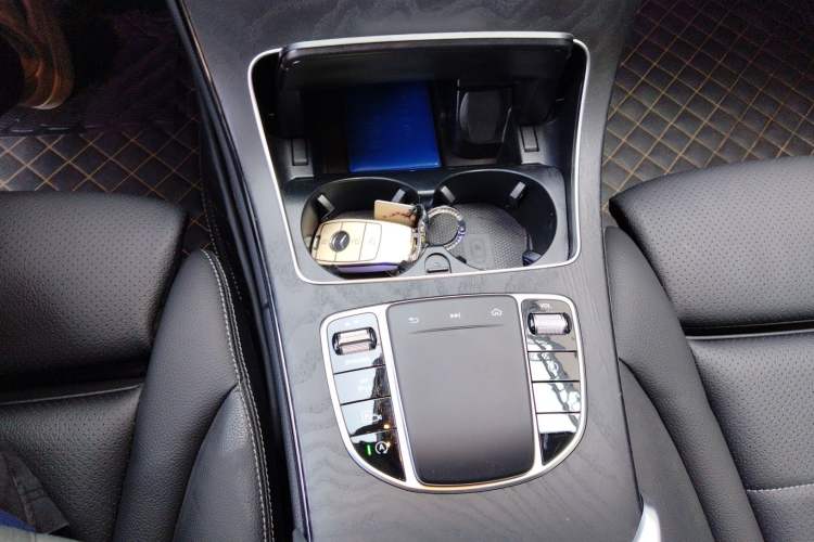 Used Mercedes-Benz C-Class 2020 Restyled C 200 L Fashion Edition Sport Version Gear Lever