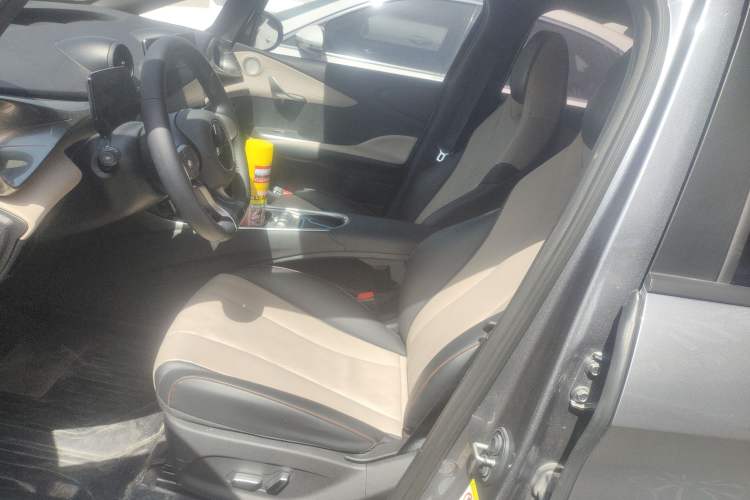 Used BYD Dolphin 2023 420 km Fashion Edition
