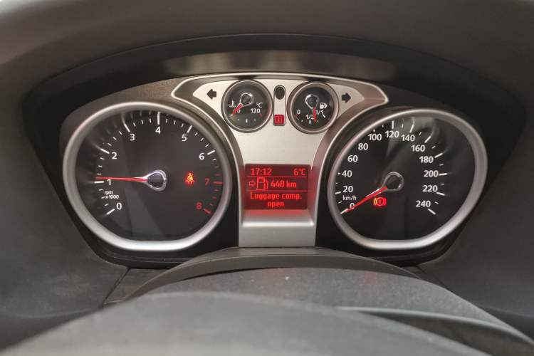 Used Ford Focus 2013 Sedan Classic 1.8L Manual Base Model
