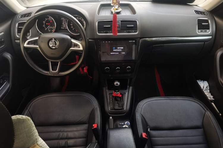 Used Skoda Yeti 2017 TSI280 DSG Car Enjoy Brothers Edition