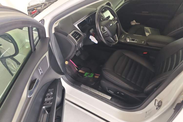 Used Ford Mondeo 2017 EcoBoost 180 Stylish Model