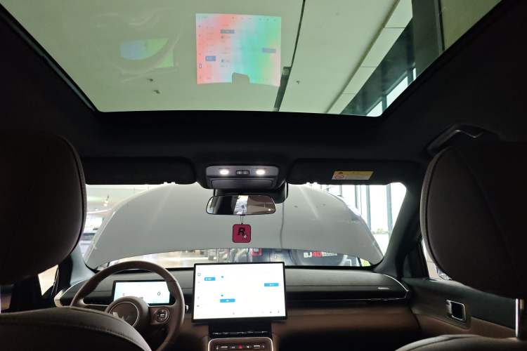 Used Wuling Xingguang S 2024 130 km Flagship Version Headliner