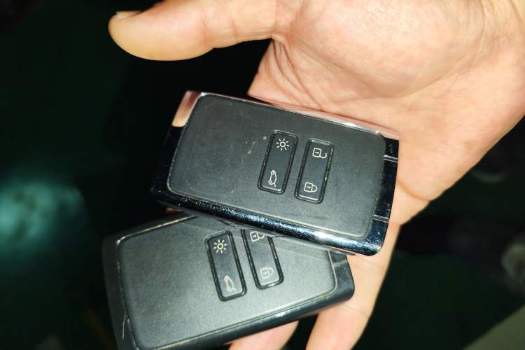 Used Renault Kadjar 2017 2.0L Two-Wheel Drive Luxury Edition
