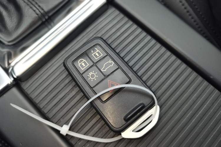 Used Volvo XC60 2016 T5 Smart Drive Edition
