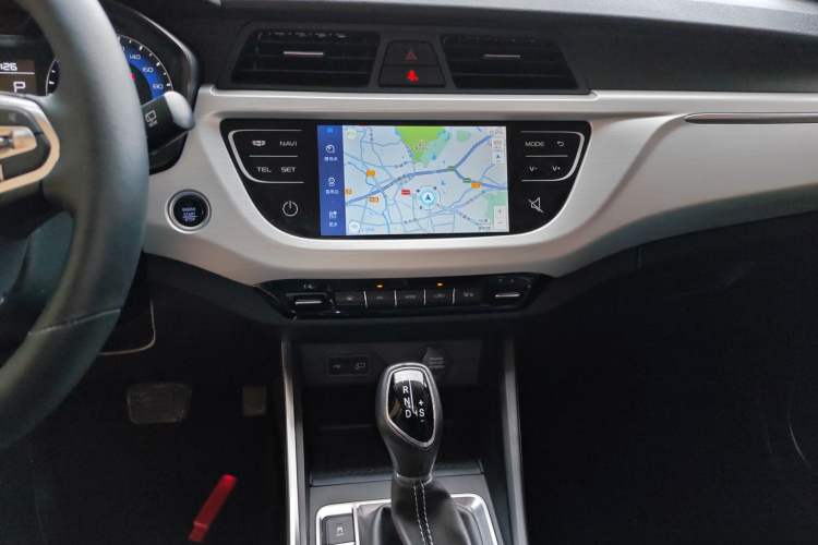 Used Geely Auto Vision X3 2019 Upgraded Model 1.5L CVT Prestige Version