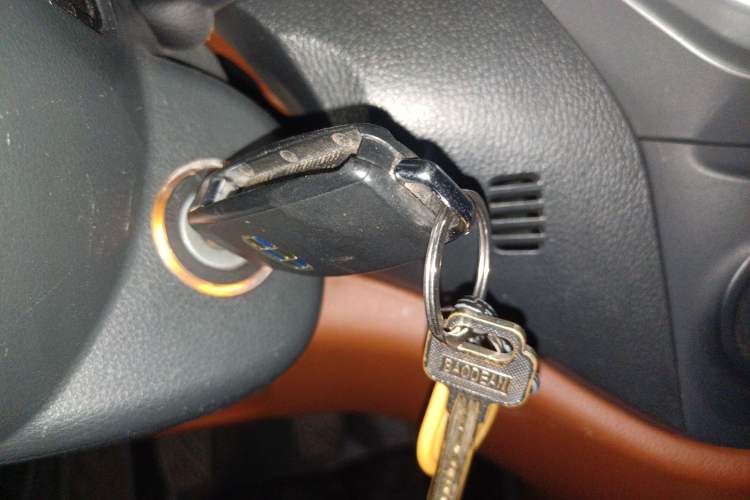 Used Geely Auto Diamond 2017 1.5L Manual Value-Added Model