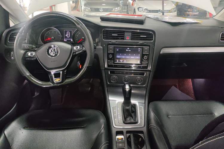 Used Volkswagen Golf 2018 1.6L Automatic Comfort Model