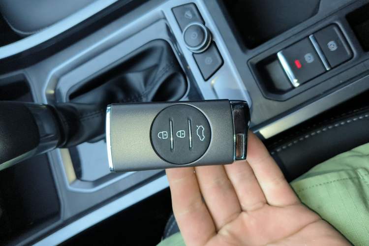 Used Chery Tiggo 3X 2021 PLUS 1.5L CVT Thrilling Red Date Edition