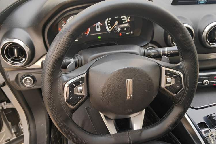 Used Wey VV7 2017 2.0T Ultra-Luxury Version Steering Wheel