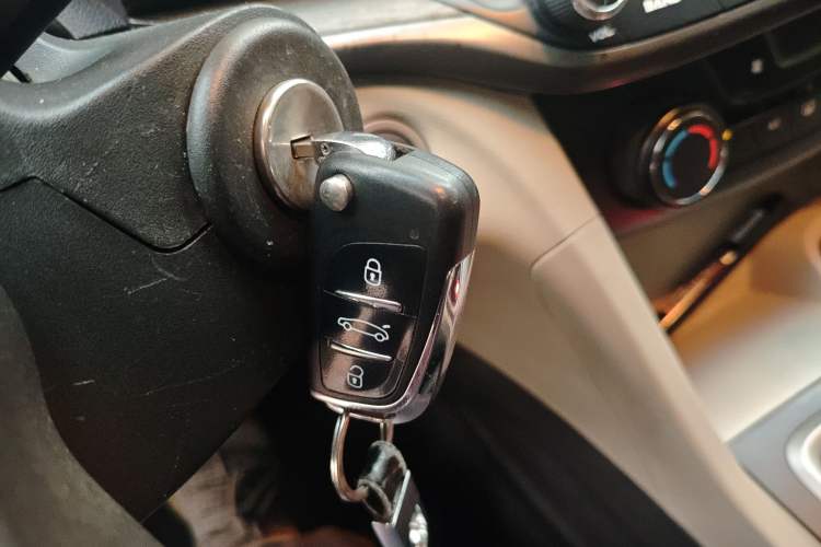 Used Buick GT 2015 15N Automatic Elite Version