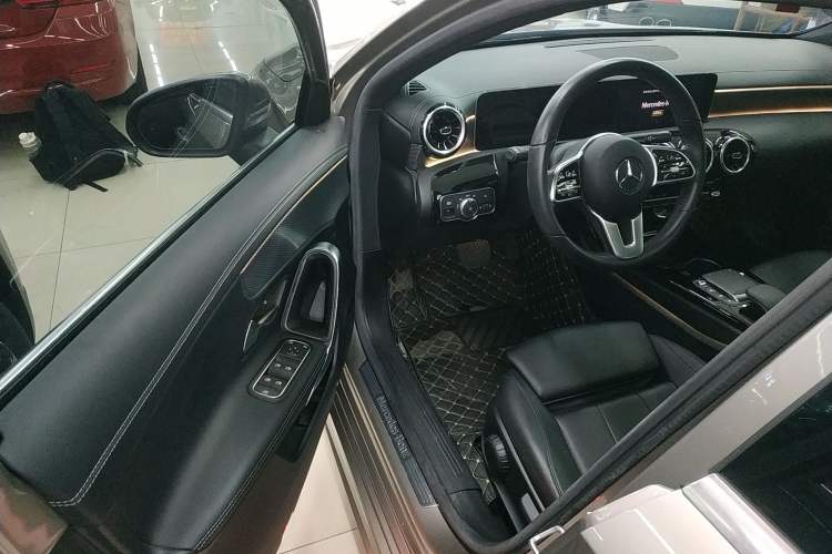 Used Mercedes-Benz A-Class 2020 Second Facelift A 180 L Sport Sedan Driver Seat