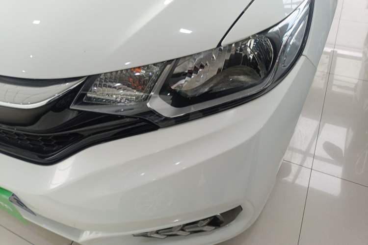 Used Honda Fit 2018 1.5L CVT Comfort Sunroof Version