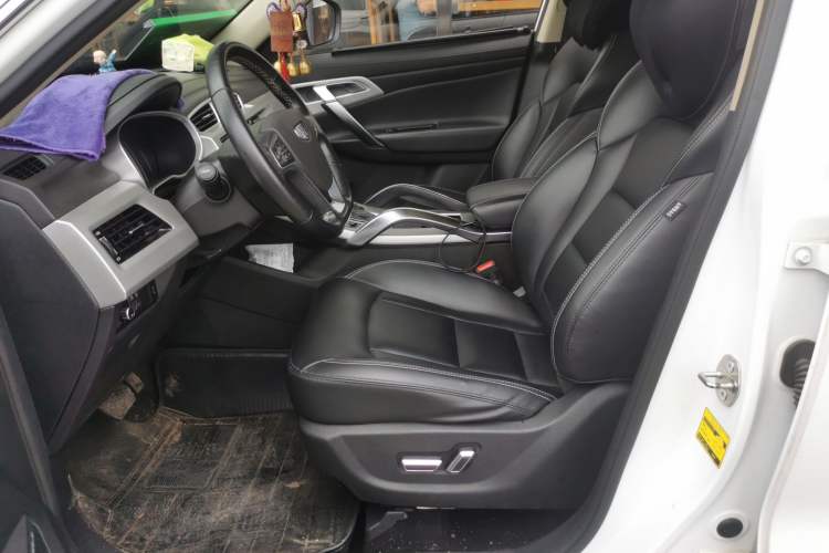 Used Geely Auto Emgrand X7 Sport 2016 1.8TD Automatic Smart Model Left Front Seat