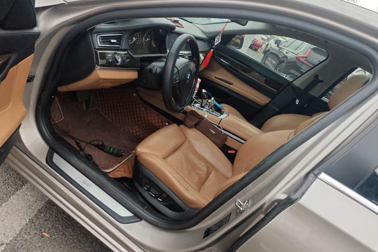 Used BMW 7 Series 2011 730Li Elegant Model