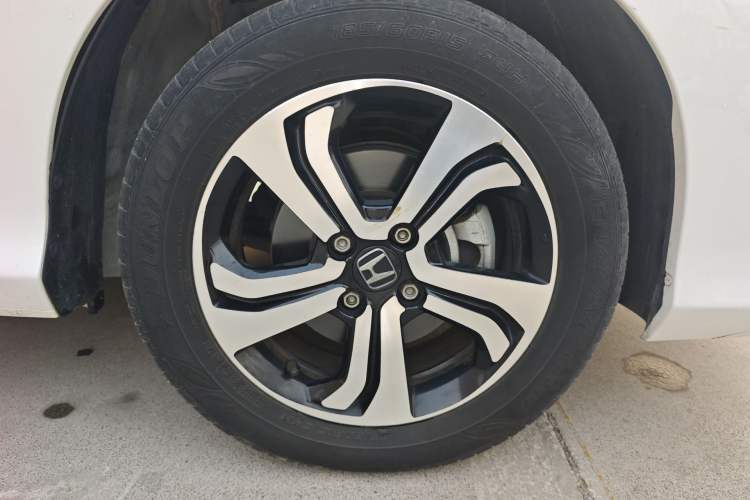 Used Honda Greiz 2016 1.5L CVT Classic Edition