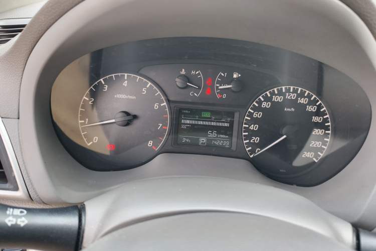 Used Nissan Sylphy 2014 1.6XV CVT Deluxe Edition
