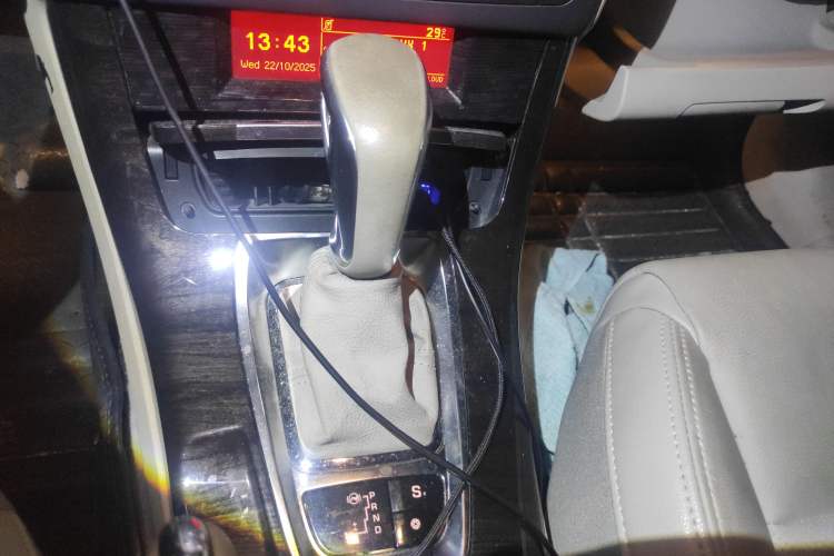 Used Citroen C5 2013 2.0L Automatic Luxury Model
