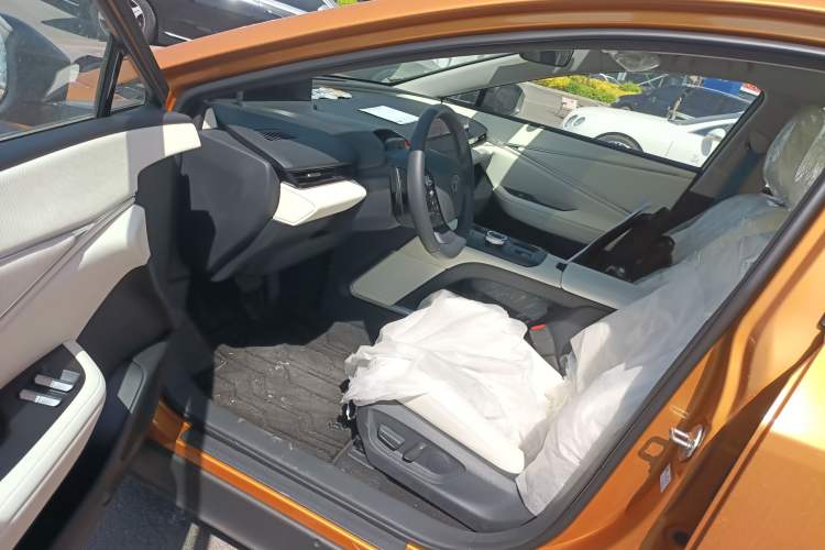 Used Toyota bZ5 2025 Model 550 PRO Smart Driving Edition