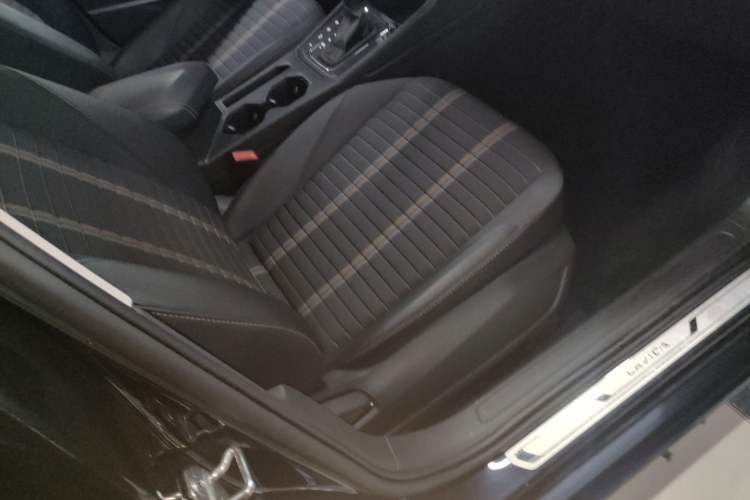 Used Volkswagen Lavida 2021 280TSI DSG Comfort Edition
