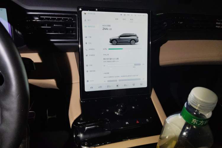 Used Nio ES8 2022 100 kWh Six-Seater Version Audio And AC Panel