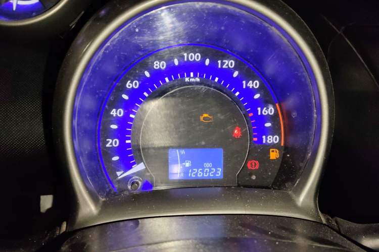 Used BYD F0 2011 Shangku Edition 1.0L XuanKu Model
