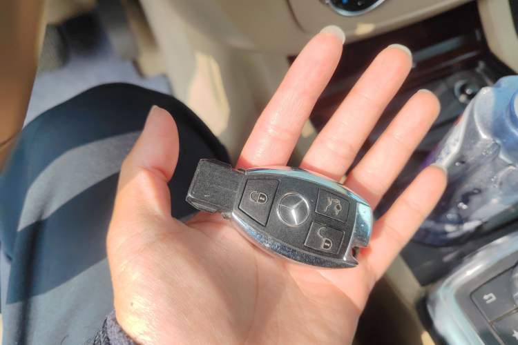 Used Mercedes-Benz M-Class 2014 ML 400 4MATIC Dynamic Model