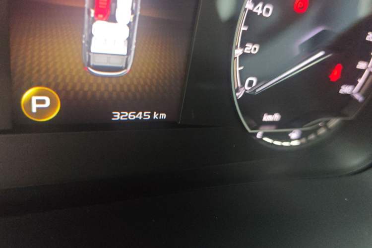 Used Geely Auto Coolray 2020 PRO 240T DCT Hunter
