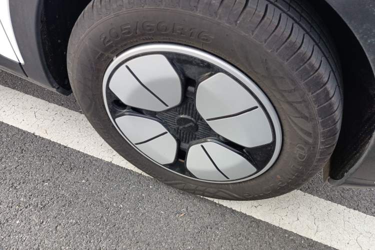 Used Geely Galaxy Geome 2025 310km Youth Edition
