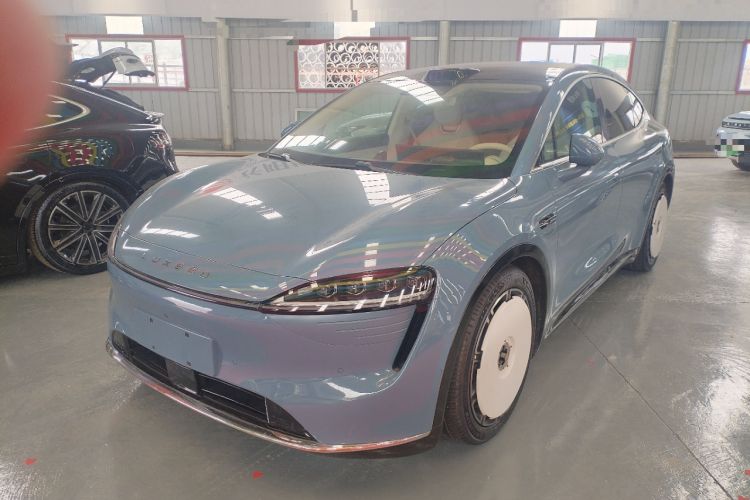 Used Hima Luxeed R7 2025 Range-Extended Version 360 km Max