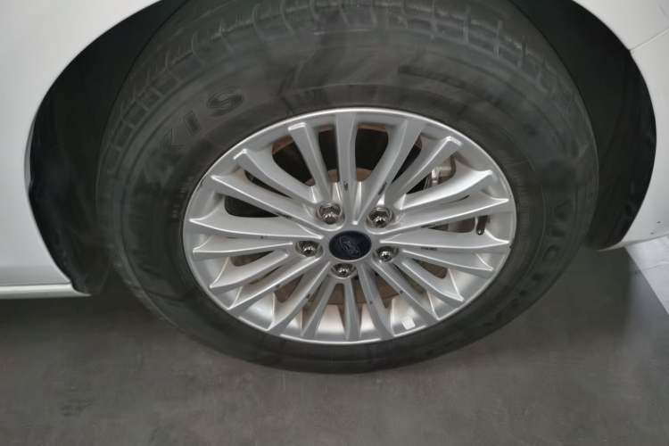 Used Ford Escort 2017 Revised Version 1.5L Manual Comfort Edition Exterior 1