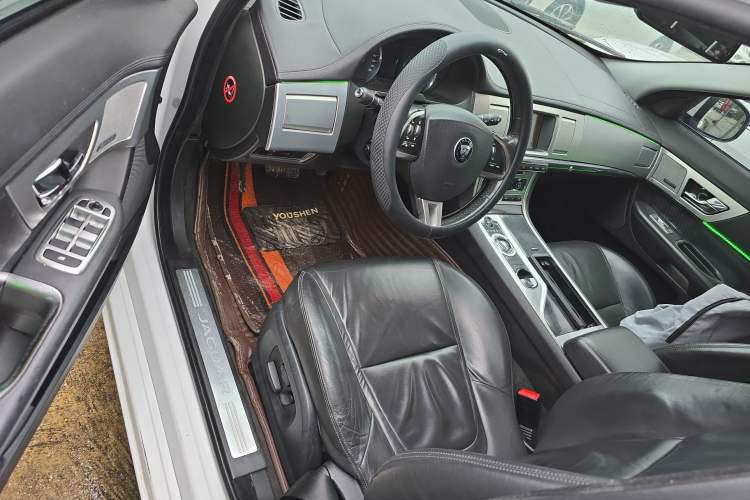 Used Jaguar XF 2014 XF 2.0T Luxury Edition