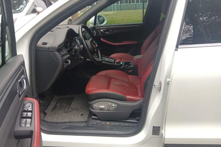 Used Porsche Macan 2022 Macan 2.0T