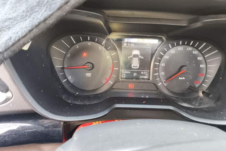 Used GAC Trumpchi GS4 2015 200T G-DCT Elite Edition Instrument Cluster