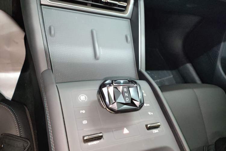 Used BYD Qin L 2025 DM-i Smart Drive 80KM Superior Model