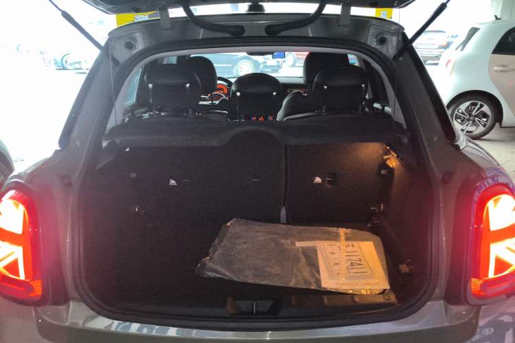 Used MINI MINI 2018 2.0T COOPER S Classic Edition Five-Door Version