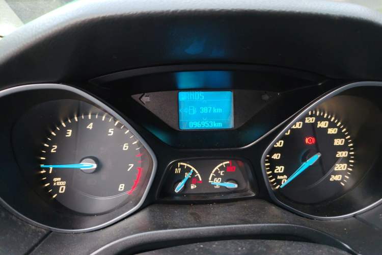 Used Ford Focus 2012 Sedan 1.6L Automatic Fashion Edition